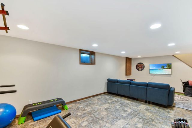 2113 7th Street N, Fargo, ND 58102