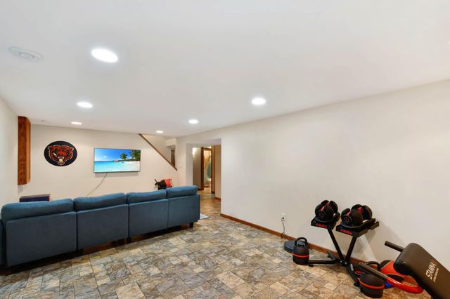 2113 7th Street N, Fargo, ND 58102