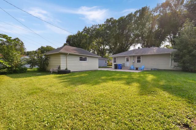 2113 7th Street N, Fargo, ND 58102