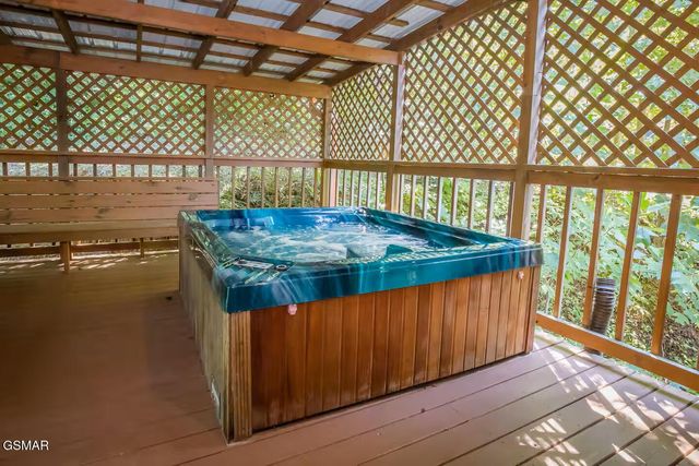 676 Rocky Flats Road, Cosby, TN 37722