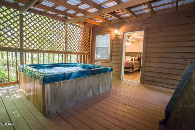 676 Rocky Flats Road, Cosby, TN 37722