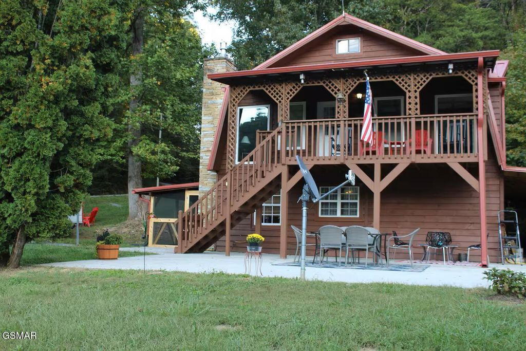 676 Rocky Flats Road, Cosby, TN 37722