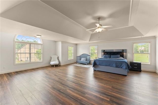 2868 Rolling Downs Way, Loganville, GA 30052