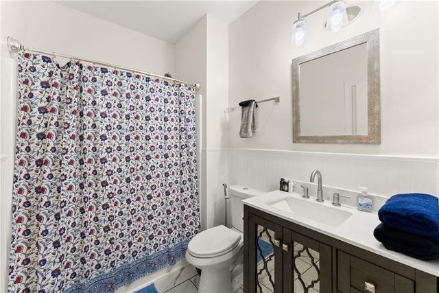 2868 Rolling Downs Way, Loganville, GA 30052