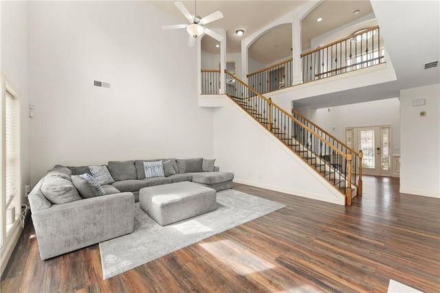 2868 Rolling Downs Way, Loganville, GA 30052