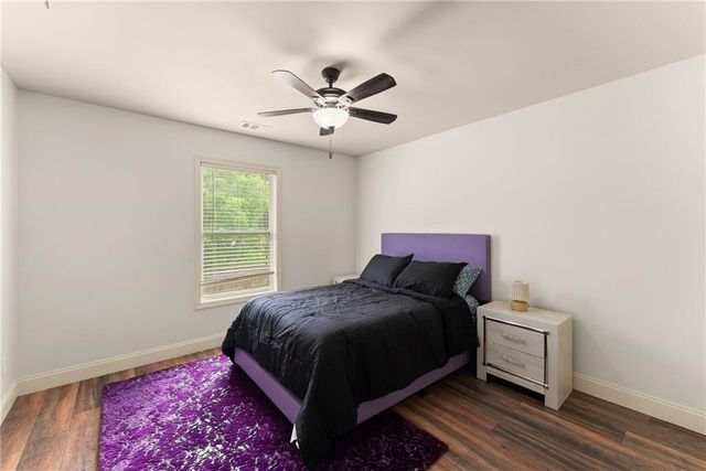 2868 Rolling Downs Way, Loganville, GA 30052
