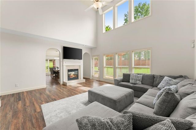 2868 Rolling Downs Way, Loganville, GA 30052