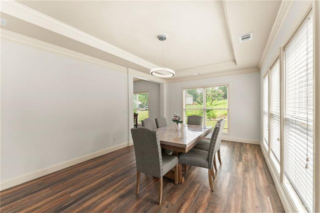 2868 Rolling Downs Way, Loganville, GA 30052