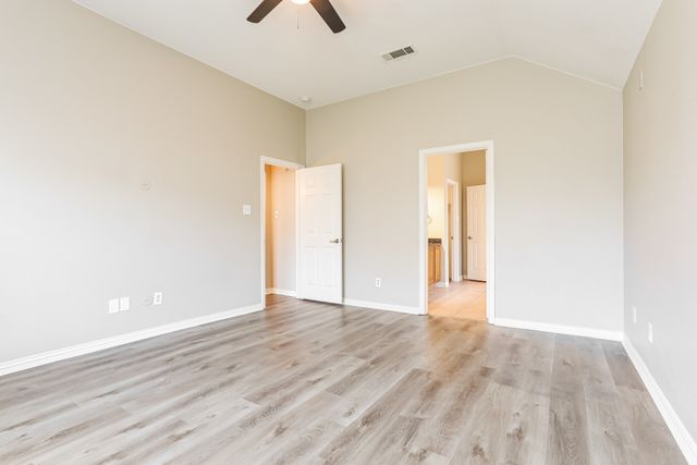 2240 Sparrow Hawk Court, Grand Prairie, TX 75052