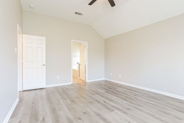 2240 Sparrow Hawk Court, Grand Prairie, TX 75052