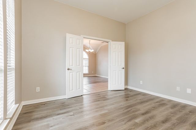 2240 Sparrow Hawk Court, Grand Prairie, TX 75052