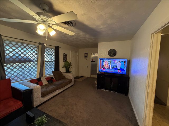 1516 Shilling Drive, Fort Worth, TX 76103