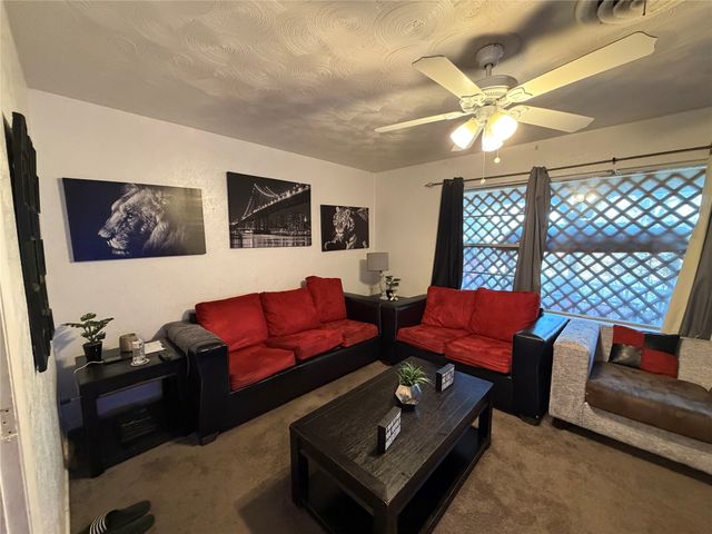 1516 Shilling Drive, Fort Worth, TX 76103