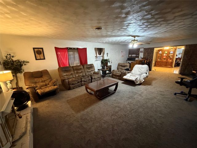 1516 Shilling Drive, Fort Worth, TX 76103