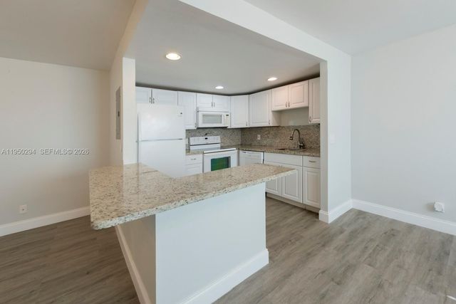 494 Monaco K 494, Delray Beach, FL 33446