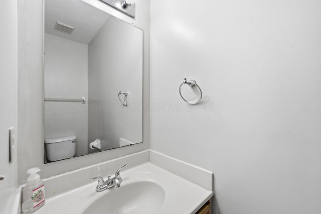 1101 Benhower Drive, Blacklick, OH 43004