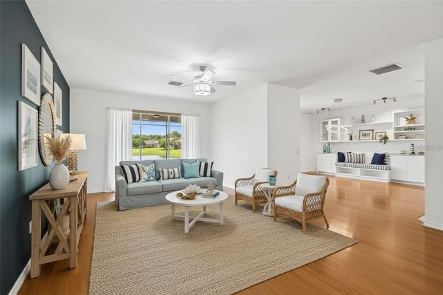 276 BELL TOWER CROSSING W, Kissimmee, FL 34759