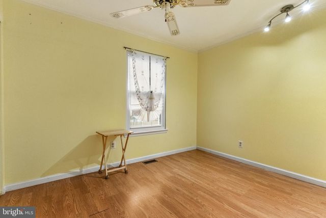 174 CROWN PRINCE DR, Marlton, NJ 08053