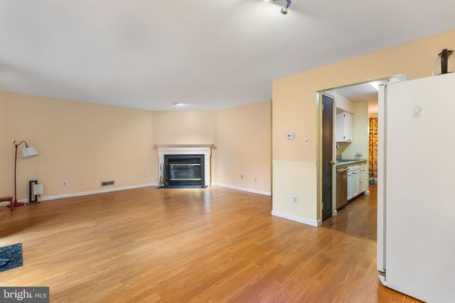 174 CROWN PRINCE DR, Marlton, NJ 08053