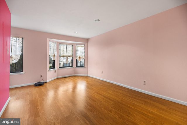 174 CROWN PRINCE DR, Marlton, NJ 08053