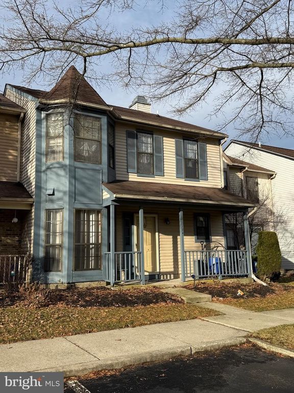 174 CROWN PRINCE DR, Marlton, NJ 08053