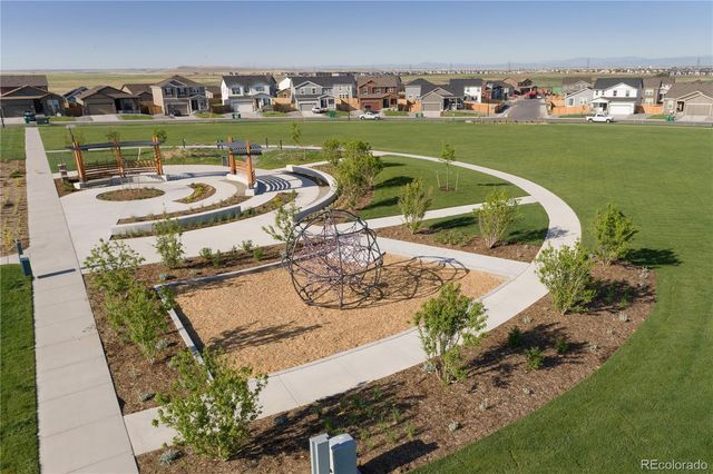 28455 E 3rd Avenue, Watkins, CO 80137