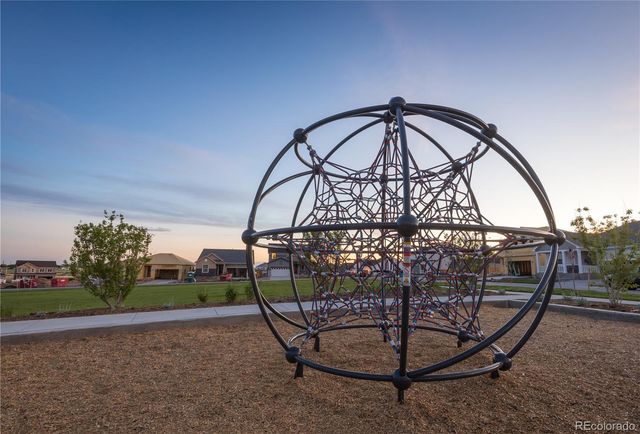 28455 E 3rd Avenue, Watkins, CO 80137