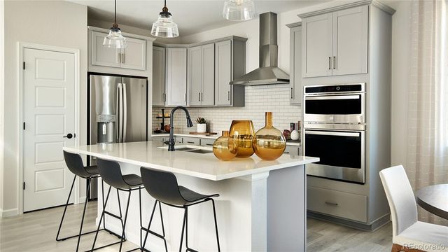 28455 E 3rd Avenue, Watkins, CO 80137