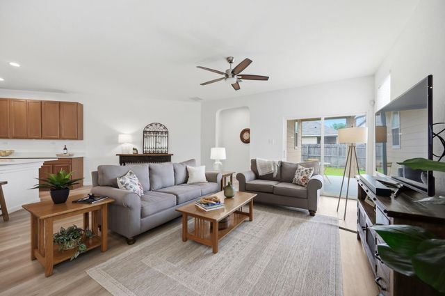 2032 Brandywine DR, New Braunfels, TX 78130