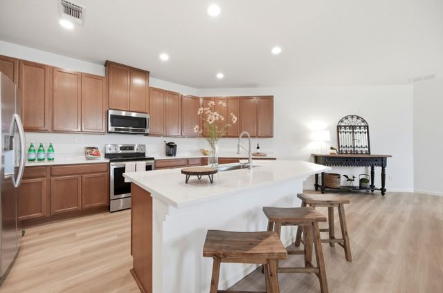 2032 Brandywine DR, New Braunfels, TX 78130