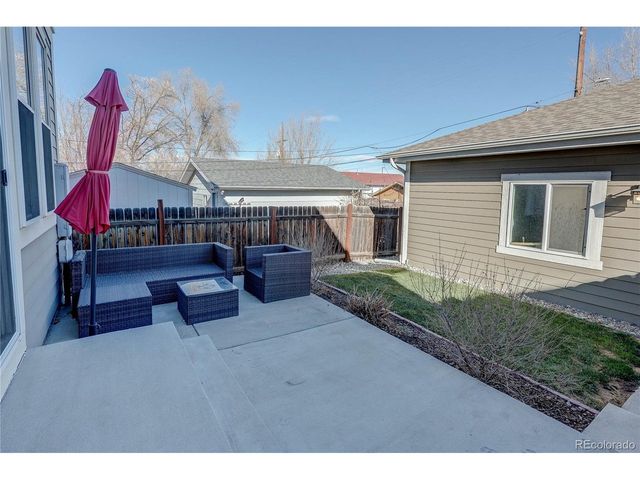 4792 S Acoma St, Englewood, CO 80110