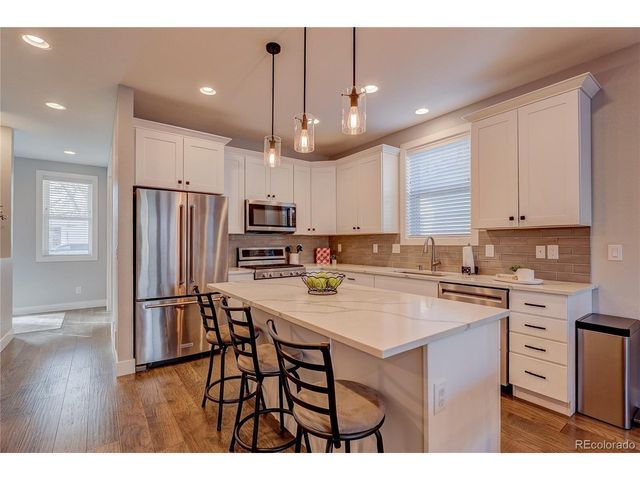 4792 S Acoma St, Englewood, CO 80110