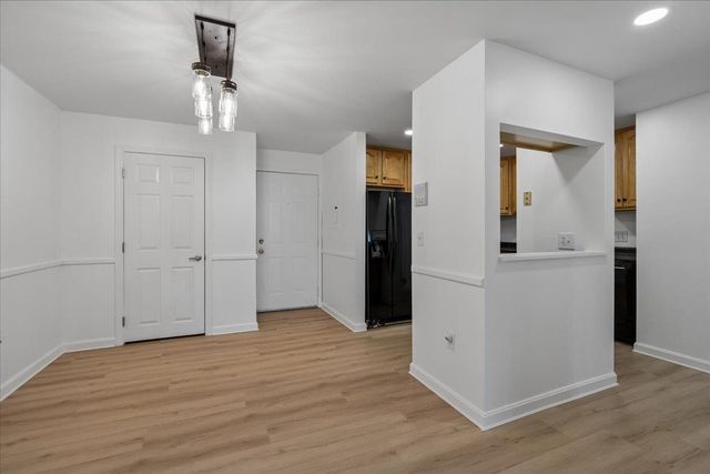 2 Timberwood Dr Unit 101, Goffstown, NH 03045