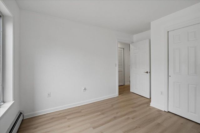 2 Timberwood Dr Unit 101, Goffstown, NH 03045