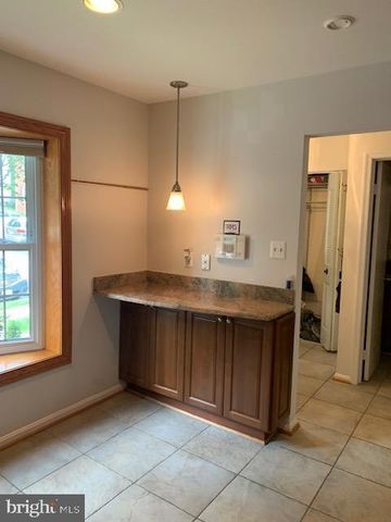 7416 SPRING TREE DR, Springfield, VA 22153