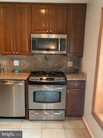 7416 SPRING TREE DR, Springfield, VA 22153
