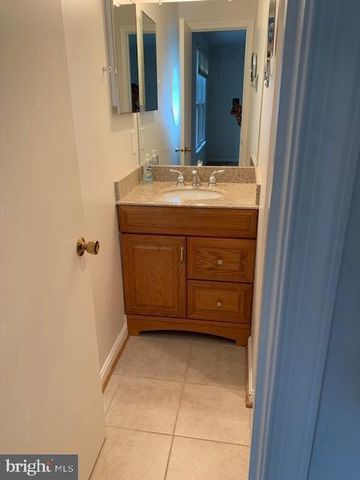 7416 SPRING TREE DR, Springfield, VA 22153