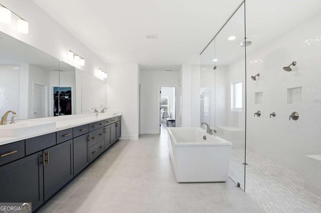 17105 River Overlook Drive, Roswell, GA 30075