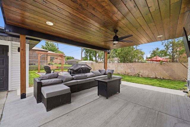 17335 Oleander Avenue, Tinley Park, IL 60477