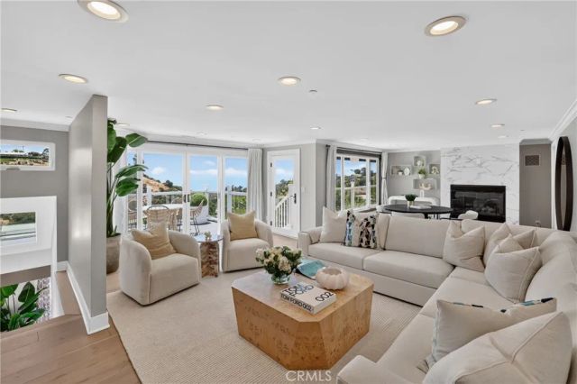1414 Mar Vista Way, Laguna Beach, CA 92651