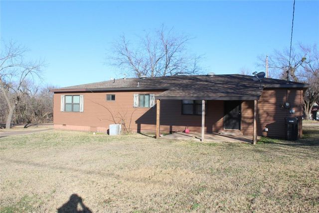 413 W 2nd Street, Wellston, OK 74881