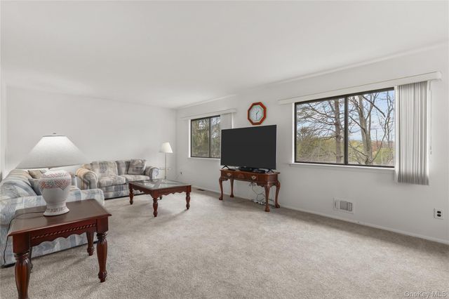 116 Village Road D, Yorktown Heights, NY 10598