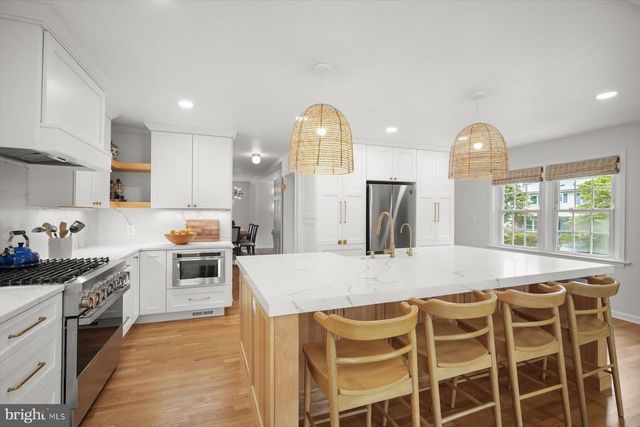 5501 11TH ST N, Arlington, VA 22205
