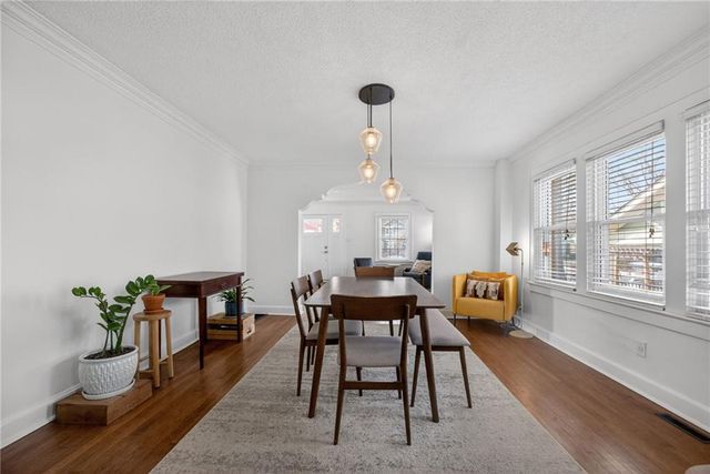 5831 Rockhill Road, Kansas City, MO 64110