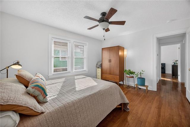 5831 Rockhill Road, Kansas City, MO 64110