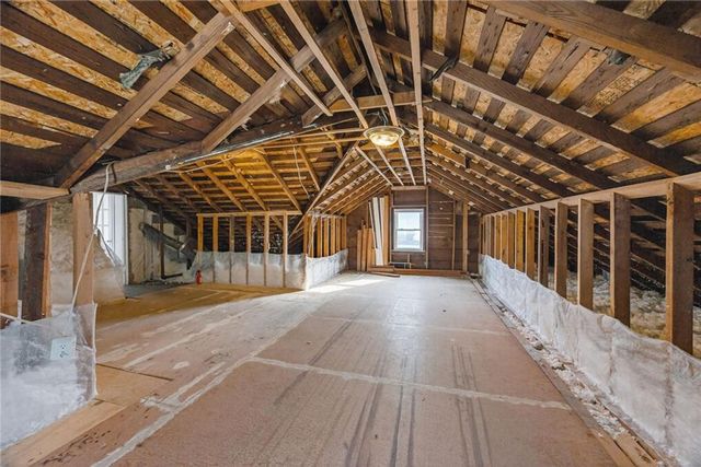 5831 Rockhill Road, Kansas City, MO 64110