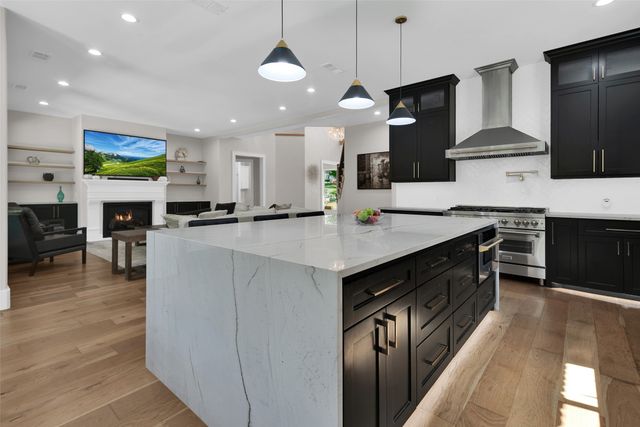 931 Waterloo Lake Drive, Denison, TX 75020