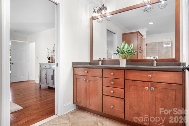 2650 Alanby Lane, Charlotte, NC 28270