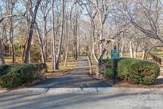 2650 Alanby Lane, Charlotte, NC 28270