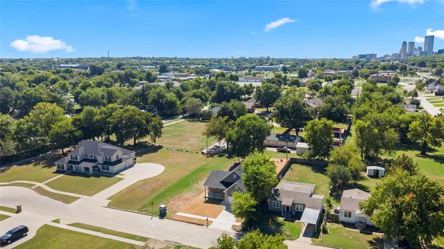 620 E Seminole Place, Tulsa, OK 74106